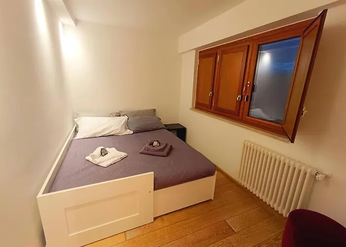 10 Min To Center Luxury Panoramic Penthouse