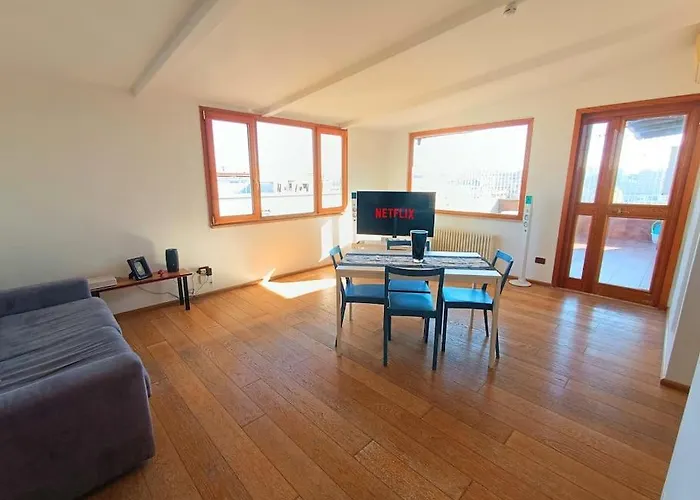 10 Min To Center Luxury Panoramic Penthouse Roma