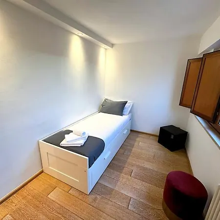10 Min To Center Luxury Panoramic Penthouse *